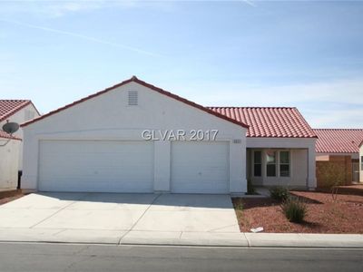 2217 Meadow Green Ave, North Las Vegas, NV, 89031