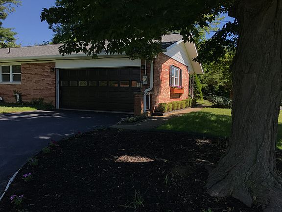 One of the two 2 car garages