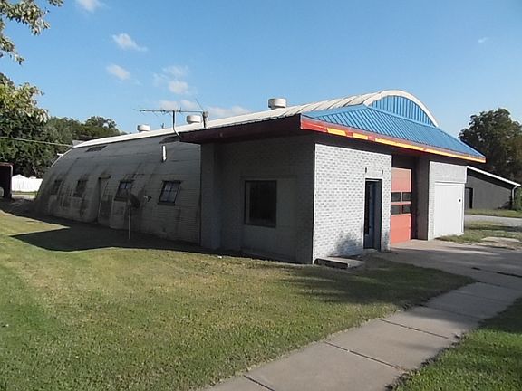 5th image of 319 Topeka Ave