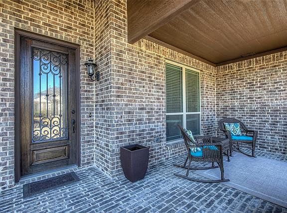 4th image of 3014 Concourse Dr