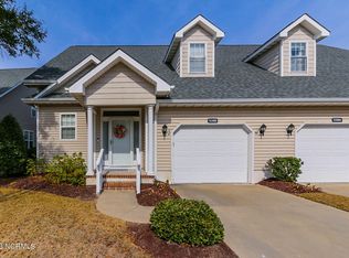 528 Village Green Dr #B, Morehead City, NC 28557