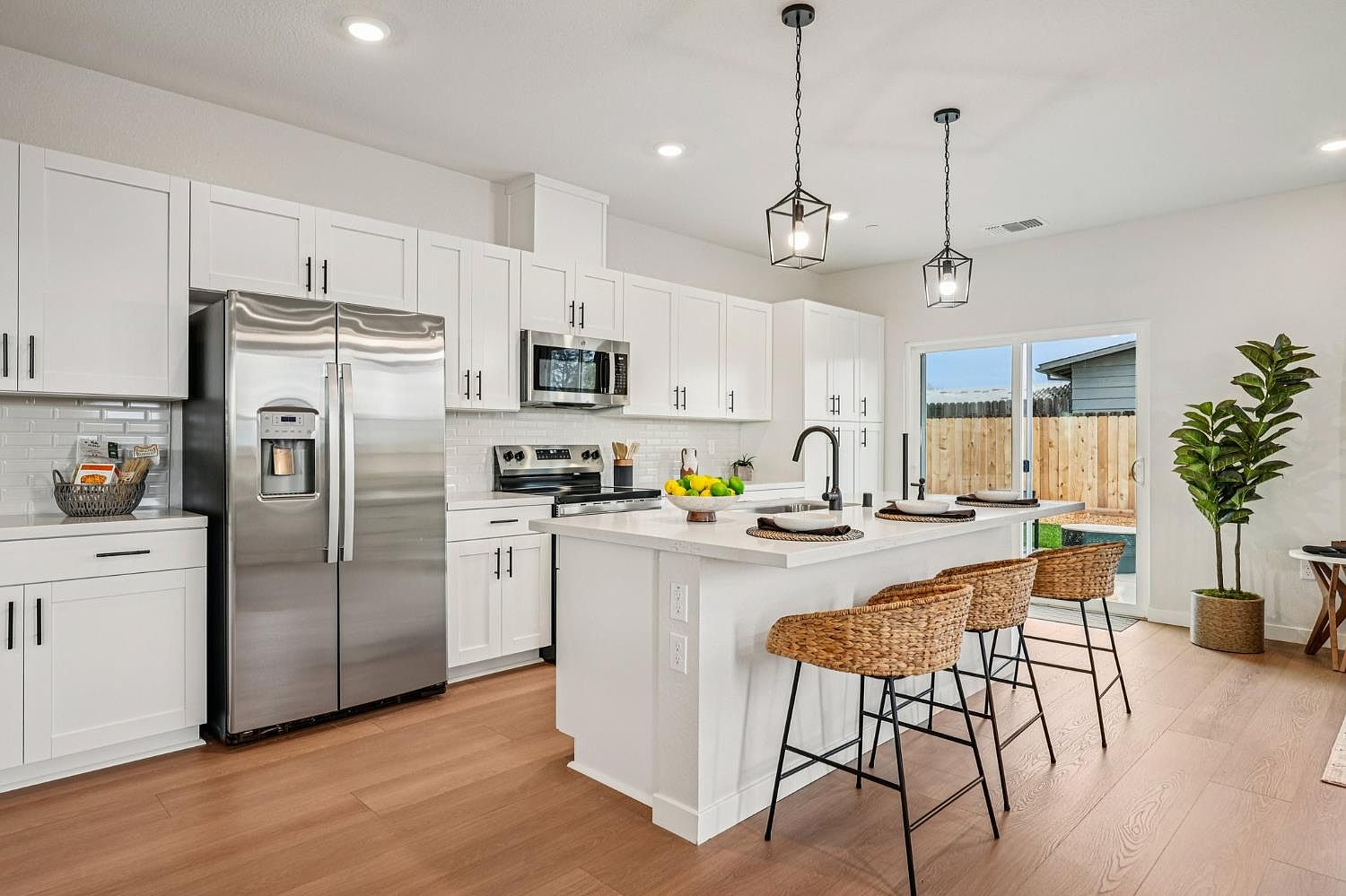 1633 Hansen Ranch Rd
