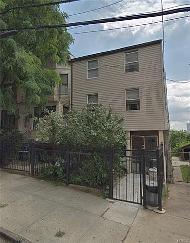 2nd image of 1438 Jesup Ave #1436