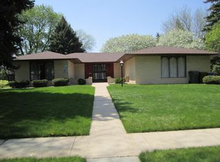 1805 McDonald Dr, Huron, SD 57350