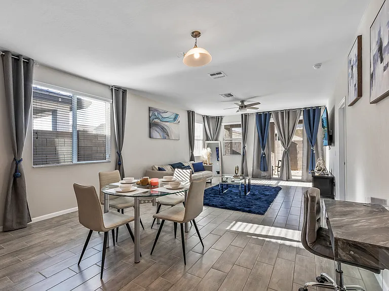 17352 W Paraiso Ln — Photo 20
