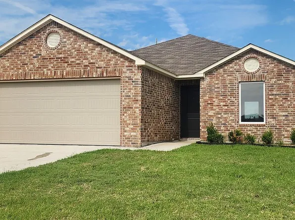 917 NE 2nd St, Perkins, OK 74059