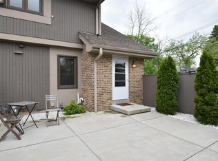 4888 S 19th St #44, Milwaukee, WI 53221