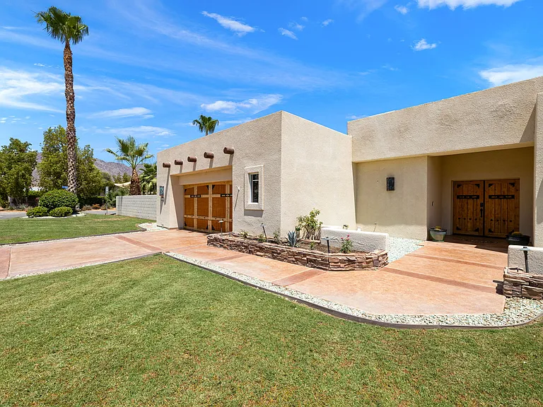 78710 Avenida Naranja — Photo 6