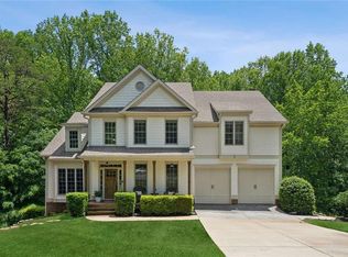 8925 Stone River Dr, Gainesville, GA 30506