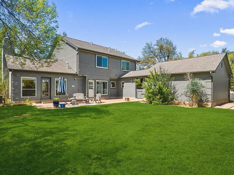 10408 Loring Dr — Photo 36