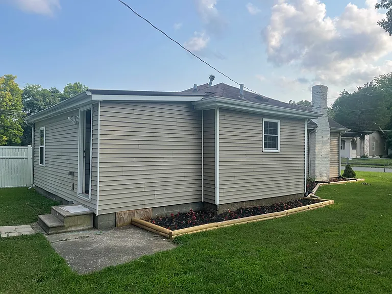 320 S 17th St — Photo 17