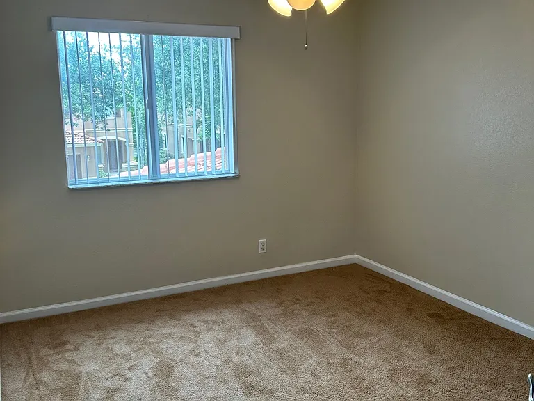6303 Sandy Bank Ter — Photo 21