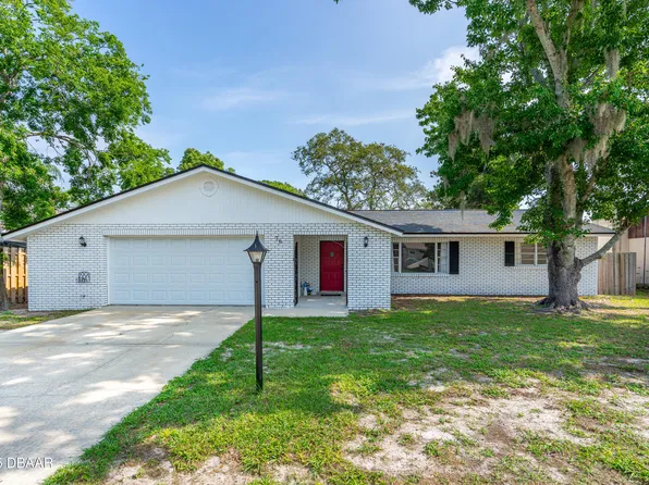 76 Woodview Dr, Port Orange, FL 32129