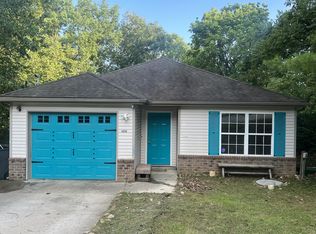 1030 Sleepy Hollow Rd, Merriam Woods Village, MO 65740