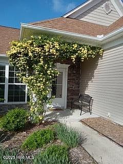 5th image of 210 Heartwood Drive