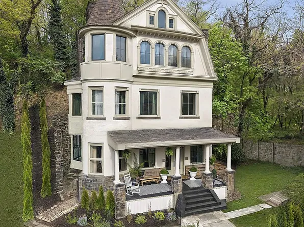 127 Robinson St, Pittsburgh, PA 15213