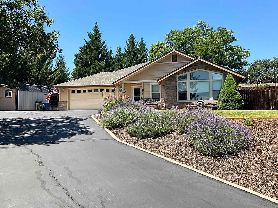 1st image of 751 Meadowlark Ln