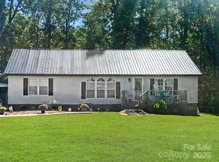 1756 Martin Rd, Kings Mountain, NC 28086