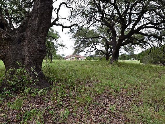 5th image of 104 Green Branch Ct