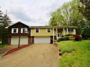 308 Christiana Dr, Niles, MI 49120