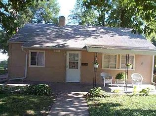 6755 Charles St, Omaha, NE 68132