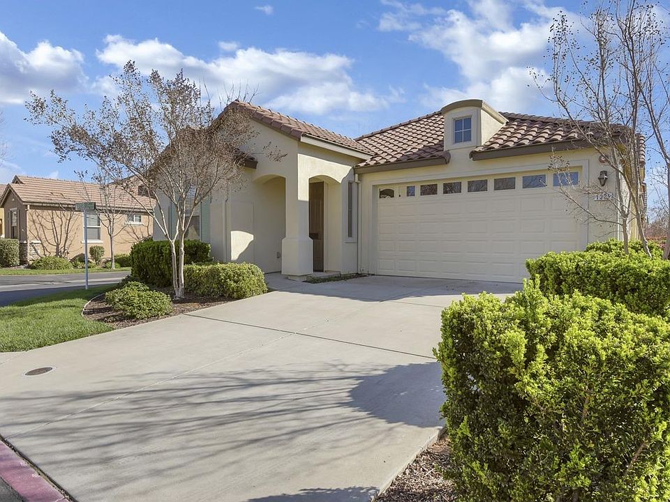 1st image of 1385 Marseille Ln