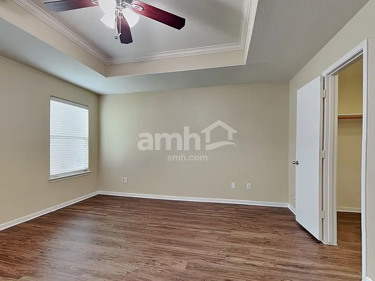 8102 Sweetstone Bluff Ln — Photo 14