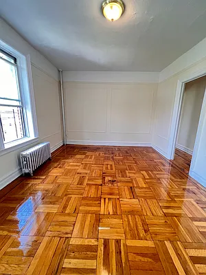 Rented by Queens Apartments Realty LLC | media 9