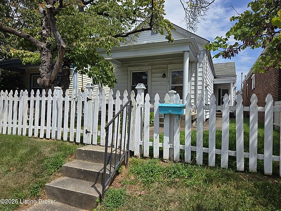 3rd image of 1131 Rammers Ave