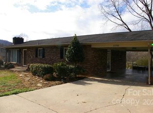 3750 Hillview St, Morganton, NC 28655