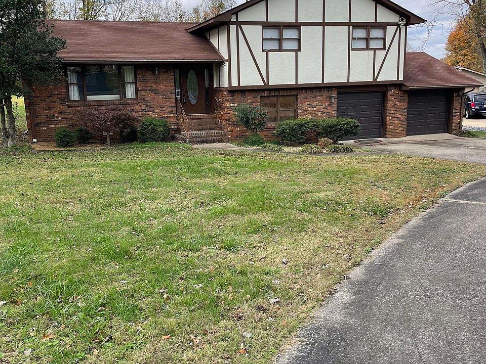 1st image of 141 Skylark Dr