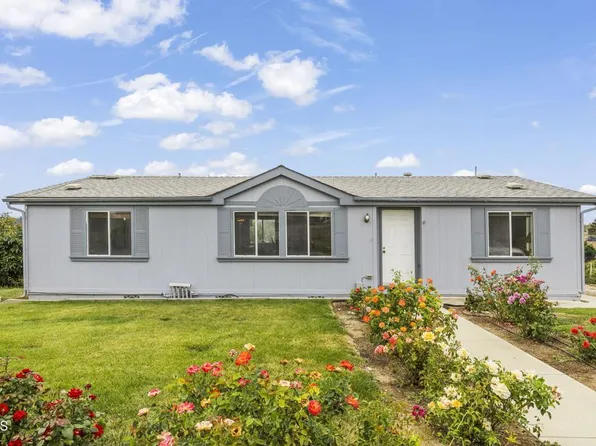 6585 Martinique Dr, Moorpark, CA 93021
