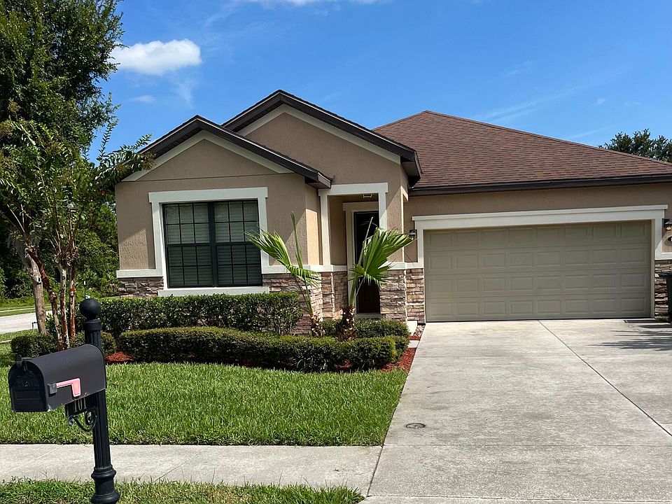 1st image of 101 Campanello Ct