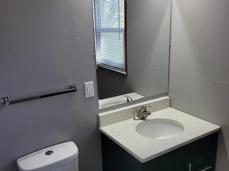 4712 Western Ave — Photo 15