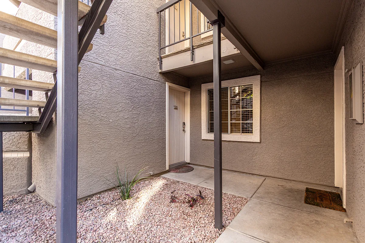 Building Photo - 1720 E Thunderbird Rd #1037