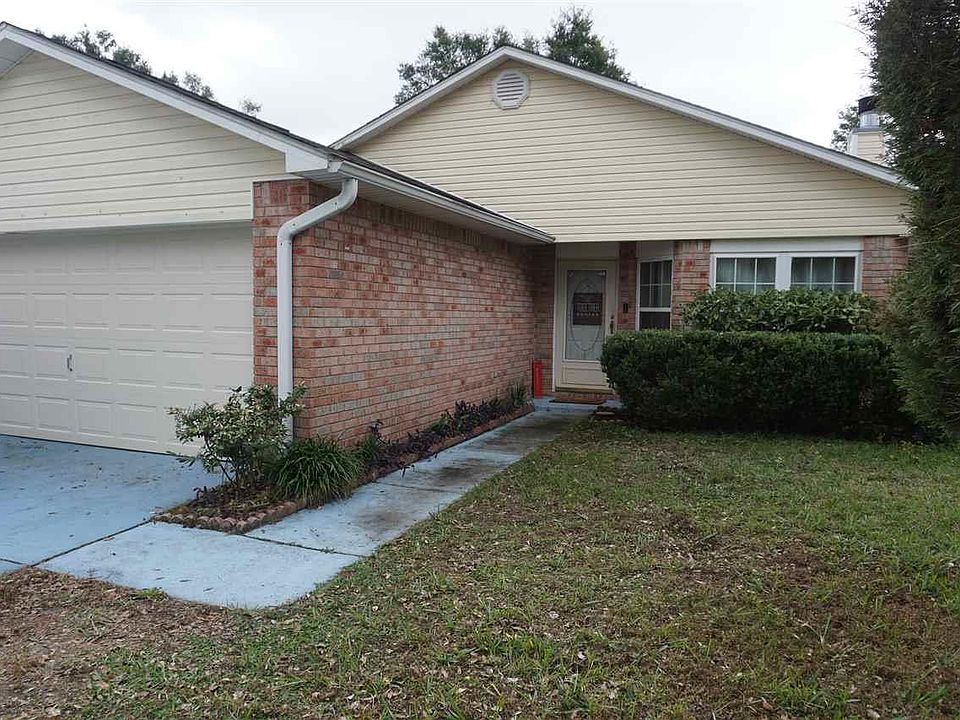 1st image of 2941 Charter Oaks Ln