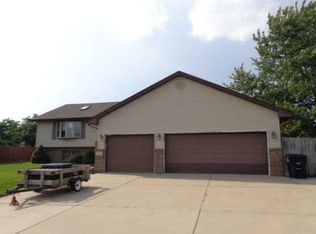 6512 Ravenwood Ave, Portage, IN 46368