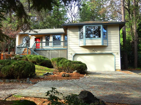 11244 Edward Dr, Grass Valley, CA 95949