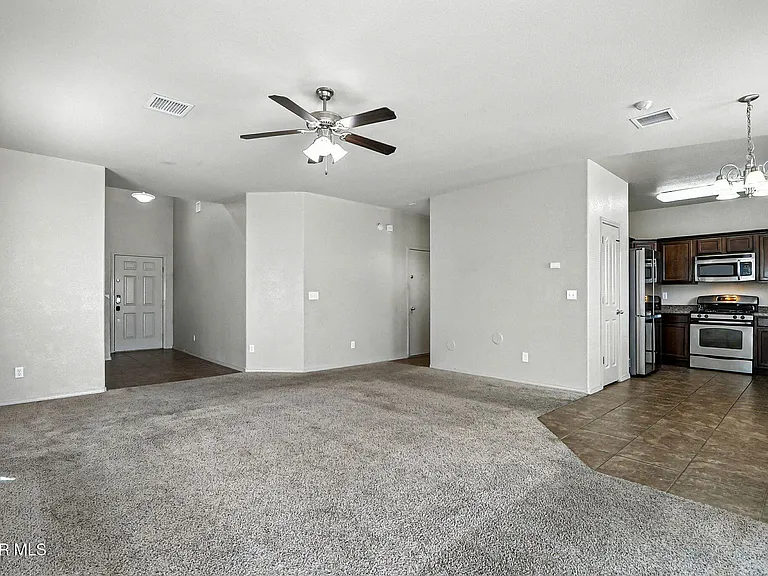 4746 Joseph Rodriguez Dr — Photo 7