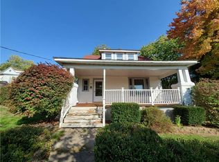 146 Franklin St, Evans City, PA 16033