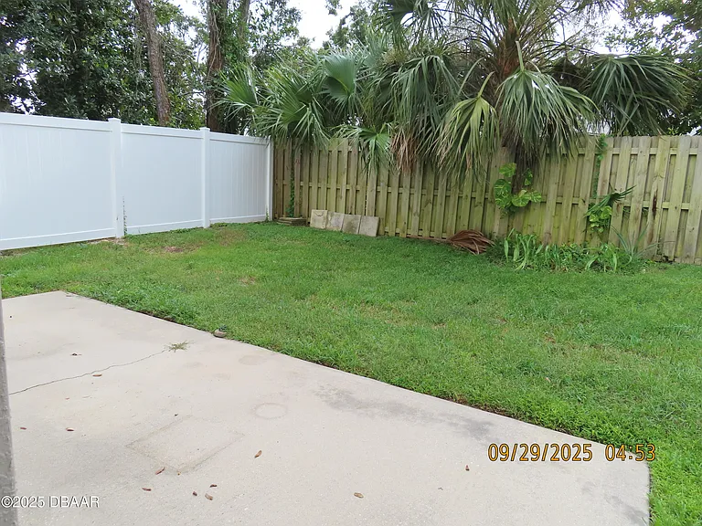 1320 N Beach St — Photo 6