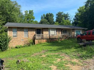 679-679 Cook Rd, Crossville, TN 38555