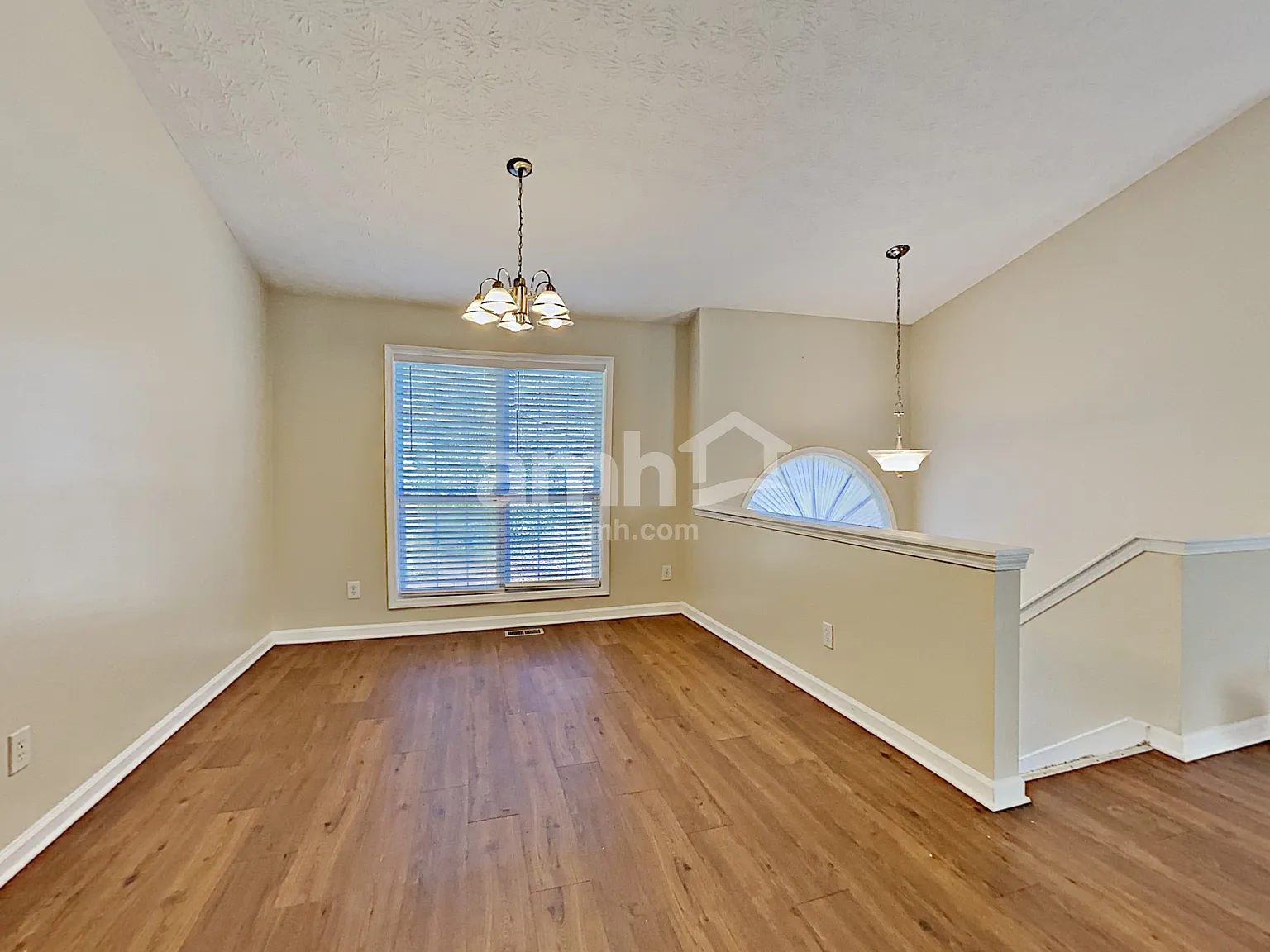 4 bed, 2.0 bath, 1680 sqft, $2,135 — Photo 4