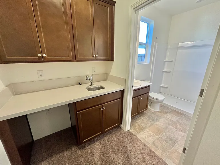 350 Miramar Dr — Photo 8