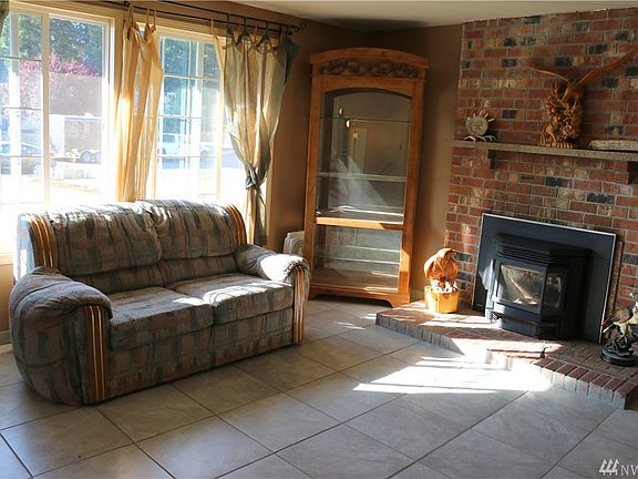 5th image of 2817 29th Street Ct SE