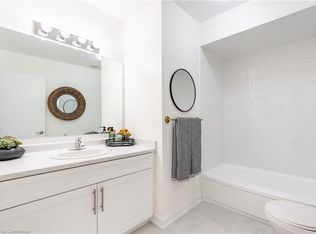 26 Woodman Dr N, Hamilton, ON