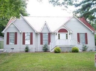 426 W 7th St, Cookeville, TN 38501