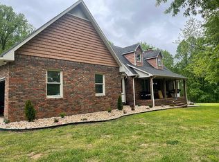 105 Sky St, Lafayette, TN 37083