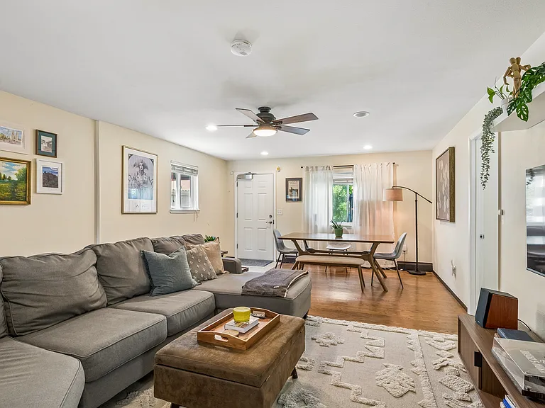 3051 S Ogden St — Photo 21