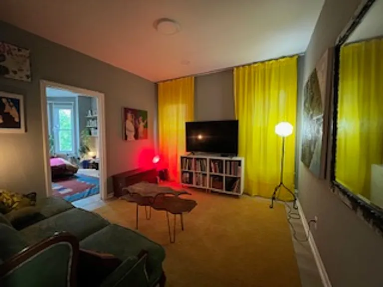 946 State St #2L — Photo 10